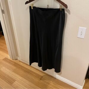 LIKE NEW $69 quince silk midi dress